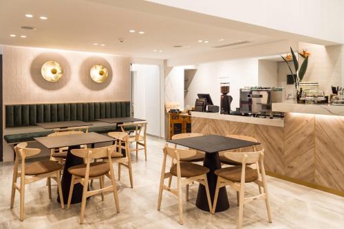 餐廳, Roseum Boutique Hotel in 拉納卡