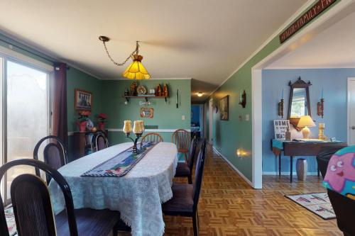 Summer Get Away in 鄧尼斯埠(MA）