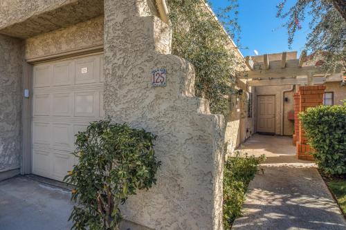 Casa de Oasis Permit# 549 in Palm Springs, USA