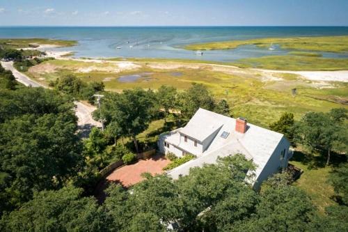 Villa on the Water - main image