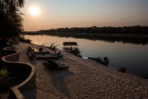 Alrededores, Hakusembe River Campsite in Rundu
