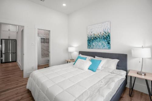 Cloud9 Super-Luxe at East Downtown in Houston, USA