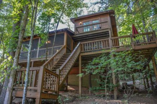 Cherry Acre in Cherry Log, USA