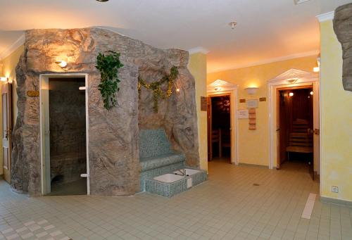 Landgasthof & Hotel Waldow - main image