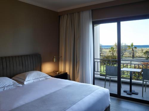 Pelagos Suites Hotel & Spa - image 6
