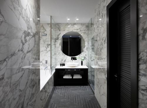 Pelagos Suites Hotel & Spa - image 2