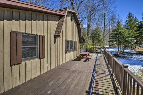 Springwater Cabin Near Hiking, Lakes, and Vineyards