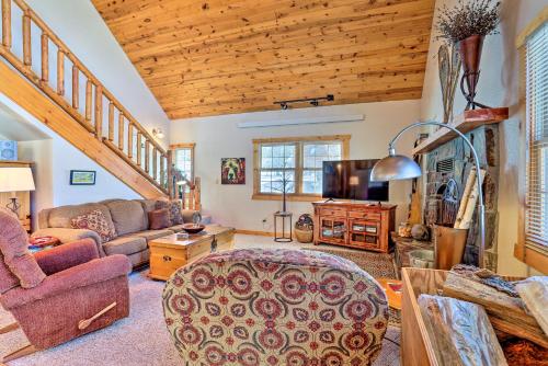 Black Hills Cabin Less Than 2 Miles to Terry Peak Mountain - main image