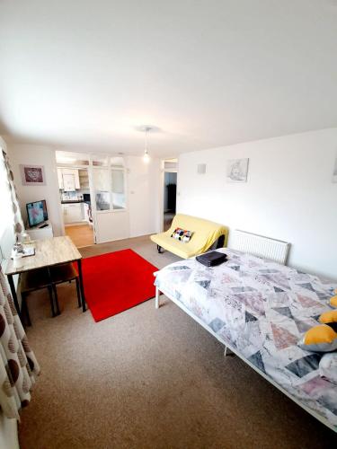 Rayleigh Town Centre 2 Bedroom Apartment