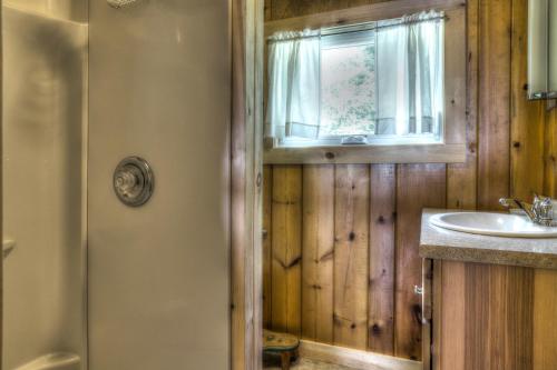 Sheldon Camp by Morton & Furbish - image 4
