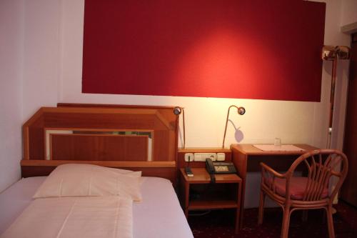 Wali's Hotel - image 6