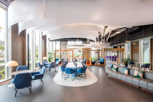 YOTEL Amsterdam – khách sạn tại Noord