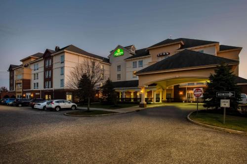 La Quinta by Wyndham Islip - MacArthur Airport in Bohemia, USA