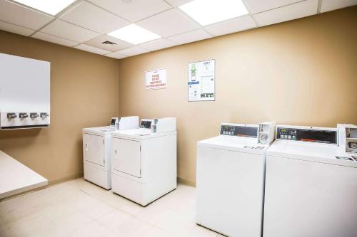 La Quinta by Wyndham Islip - MacArthur Airport