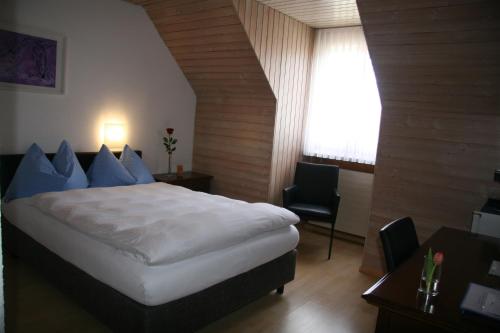 1 twin bed