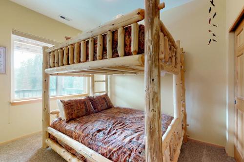 Cydney Ln Retreat - image 5