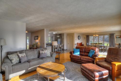 Deed's House by Morton & Furbish - image 8