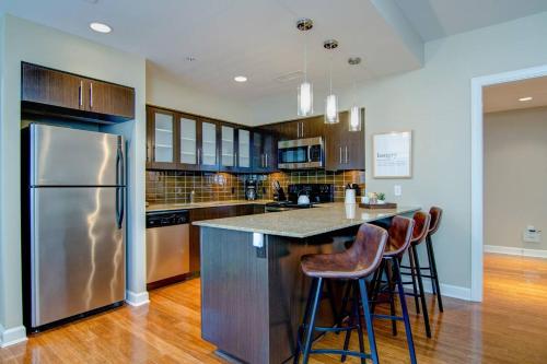 Abode Memphis - Downtown Madison Ave
