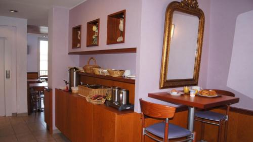 Hotel De La Rade - image 13
