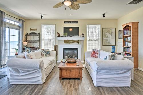 Waterfront Mobjack Bay Beach House in Gloucester! - main image