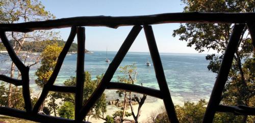 DAYA hill seaview in Ko Lipe