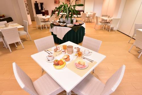 Ételek és italok, Standard Hotel Udine in Pradamano