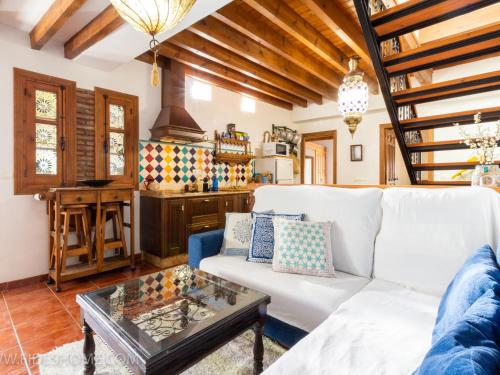  Casa maria la conejera, Ferienwohnung in Nigüelas