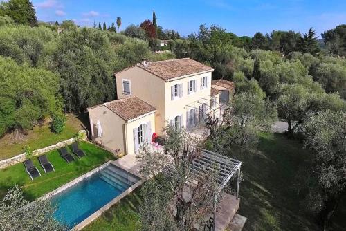 La Bastide aux Oliviers chambre d'hôte Golf Villeneuve-Loubet