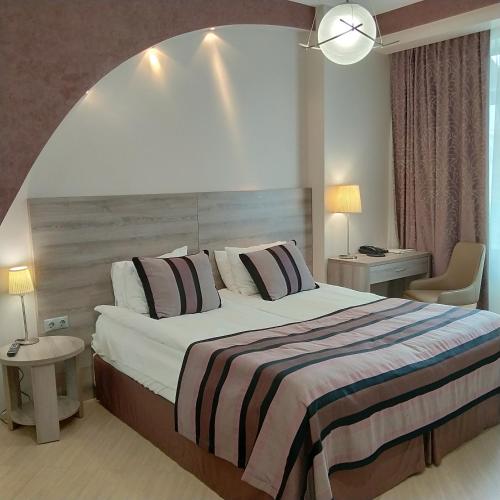 AC Hotel - main image