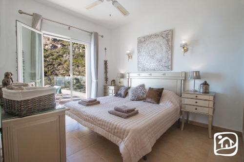 Abahana Villas Panoramic Views gîte à louer Lleus