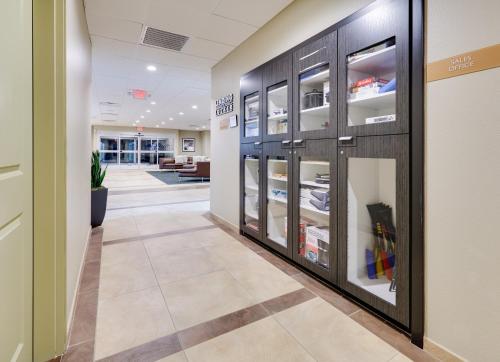 Candlewood Suites - Farmers Branch an IHG Hotel - image 14