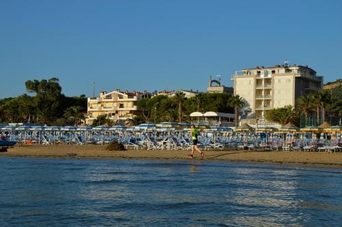 Appartamento Miramare 3 con servizio spiaggia