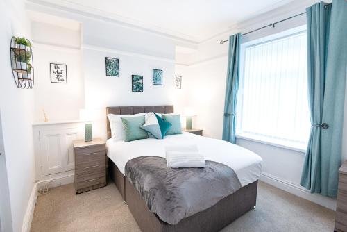 4 Bedroom - Contractor Home - Free Parking