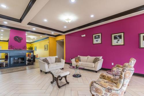 Fuajee, Residency Suites in Cotulla (TX)