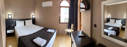 KolibryHotel - main image