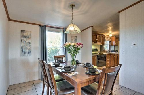 Serene Santa Fe Home 1 Mi to Sunrise Springs - image 2