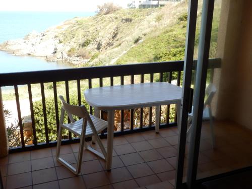 Appartement vue mer Port Vendres Collioure direct crique wifi