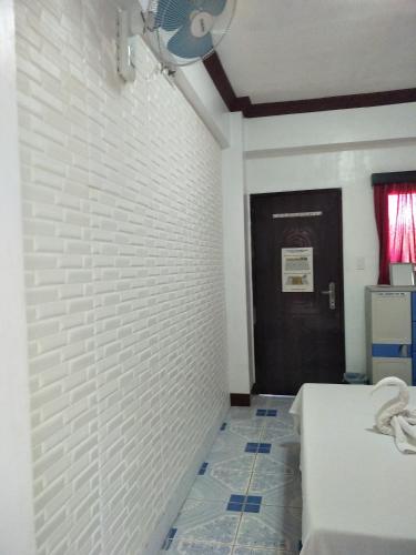 First Baby Bytes Guest House Room Type - Budget Double Room