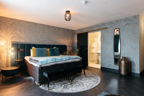 Hotel Britannique Room Type - Superior King Room