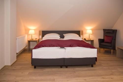 Troll's Brauhaushotel - Hotel - Medebach