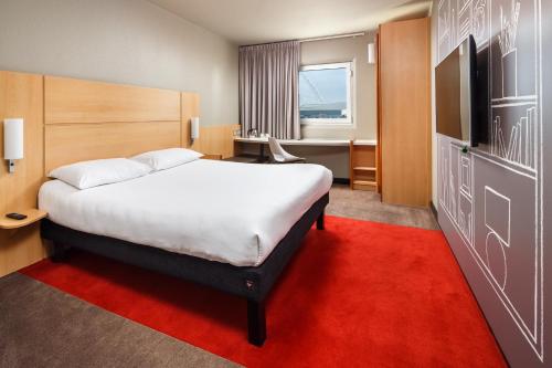 ibis London Wembley - main image