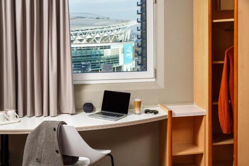 ibis London Wembley - image 8