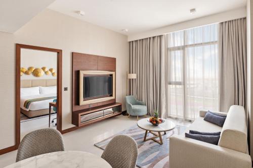 Holiday Inn Dubai Al-Maktoum Airport by IHG, Dubai (photo 7)
