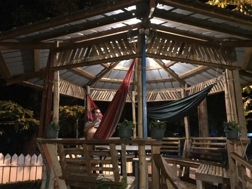 設施, Yogi-Homestay in 科羅爾島