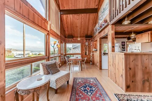 Whalesong House - image 7