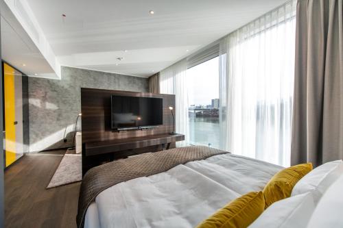 Suite, flussblick