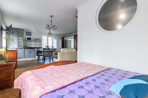 RentalSPb Altayskaya Apartments - image 4