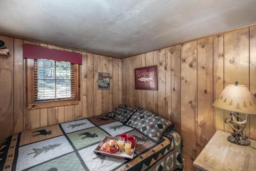Lofty Pine - image 4