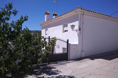 V Turistica en plena naturaleza a 30 kms de Granada gîte à louer Colomera