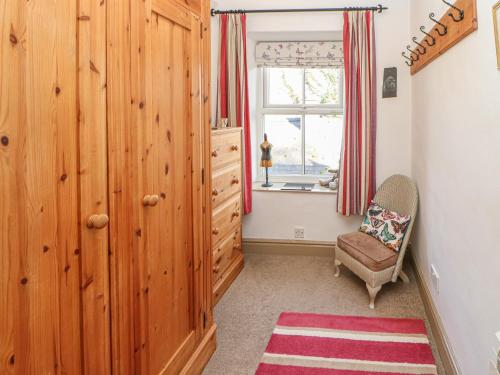 Middle Cottage - image 12